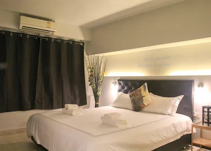 Meet 2* Bangkok
