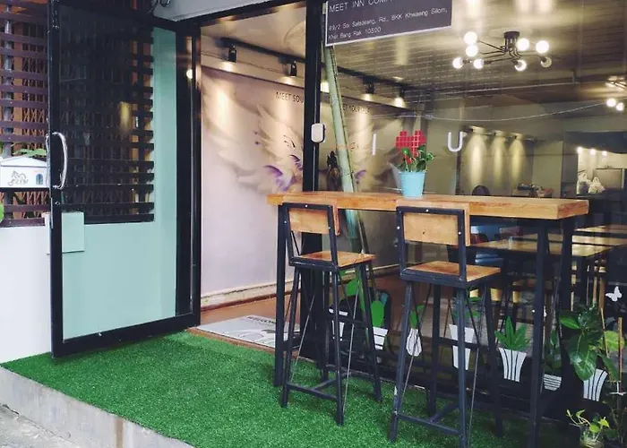 Meet Affittacamere Bangkok